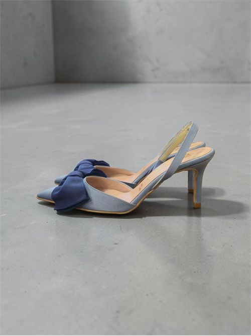 slingback in raso con fiocco DIVINE FOLLIE | PE63/1899RCIELO